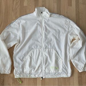 Fabletics flyweight oversized windbreaker Gorpcore  California cool